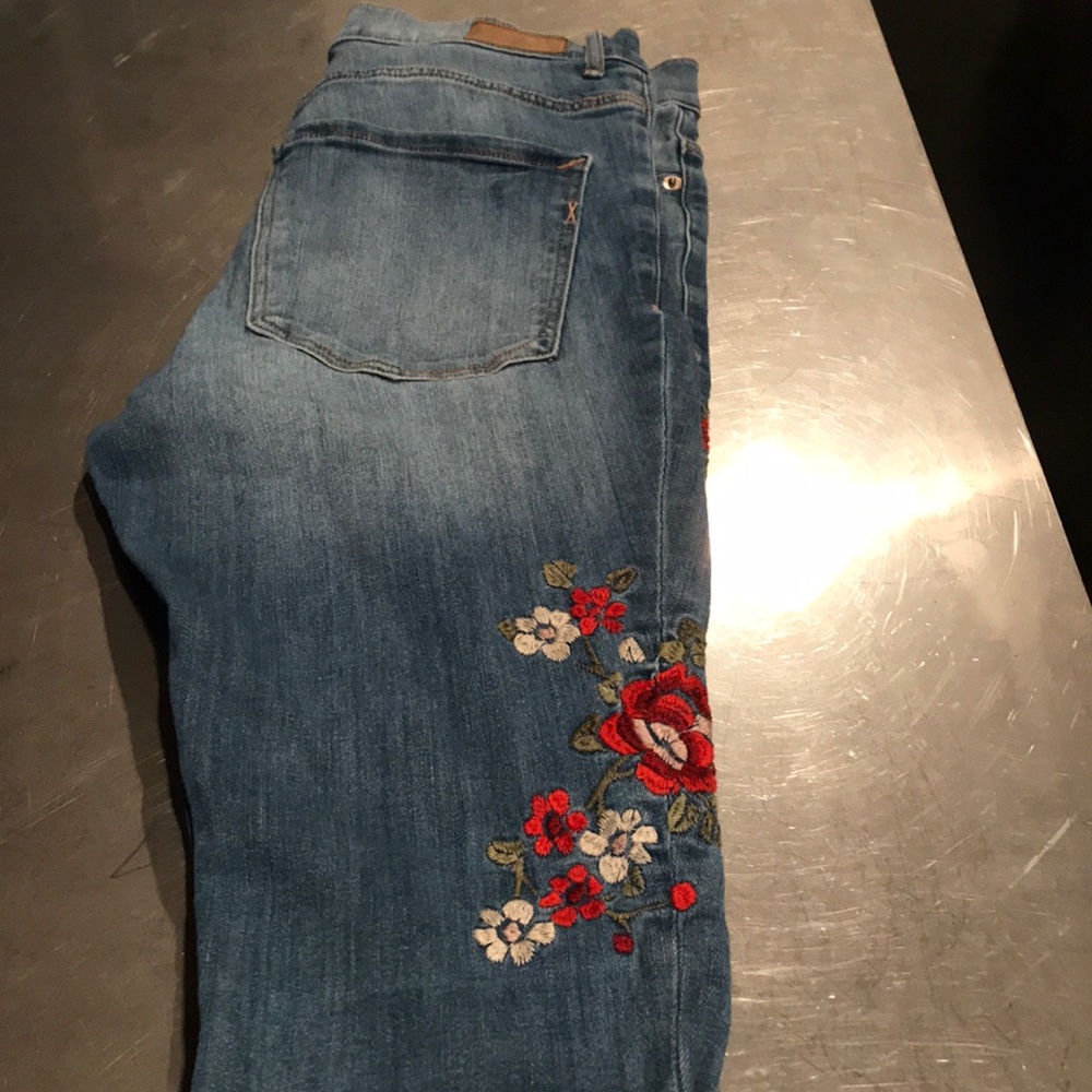 Express Jeans, Embroidered with Flowers
